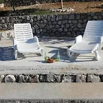 One Bedroom With Terrace And Sea View Apartmán Putniković