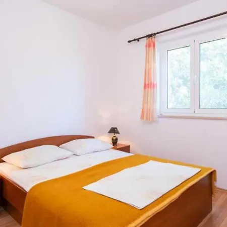 아파트 One Bedroom With Terrace And Sea View Putniković