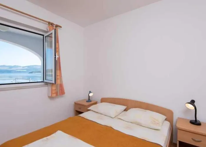 Апартаменты One Bedroom With Terrace And Sea View