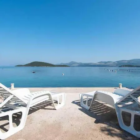 One Bedroom With Terrace And Sea View Apartment