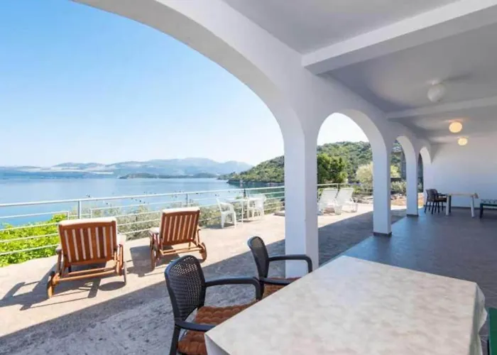 Apartament One Bedroom With Terrace And Sea View *